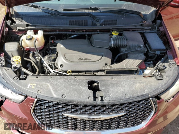 2021 Chrysler Pacifica Touring L with VIN 2C4RC1BG3MR528173, listed as a Copart auction lot 50229055 with 97,158 mi miles and Salvage Title. Bid and sale history available at DreamBid. Image 14.