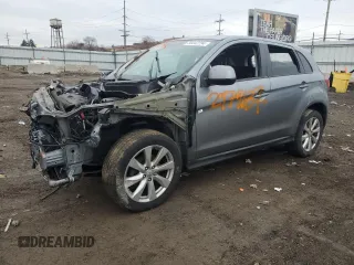 2015 Mitsubishi Outlander ES z VIN 4A4AP3AU2FE016949, wystawiony jako Copart lot #86842294 z przebiegiem Nie podano mil oraz Szkoda całkowita • Salvage title. Historia ofert i sprzedaży dostępna na DreamBid. Obrazek 1.