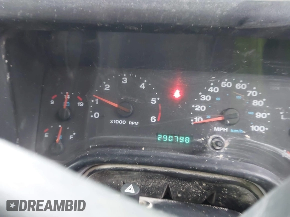2006 Jeep Wrangler Sport Right Hand Drive with VIN 1J4F449SX6P764491, listed as a IAAI auction lot 41709726 with 290,798 mi miles. Bid and sale history available at carsss.com. Image 7.