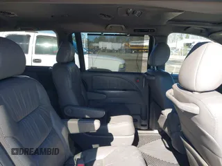 2008 Honda Odyssey EX-L with VIN 5FNRL38708B110657, listed as a IAAI auction lot 41854985 with 253,985 mi miles and . Bid and sale history available at carsss.com. Image 8.