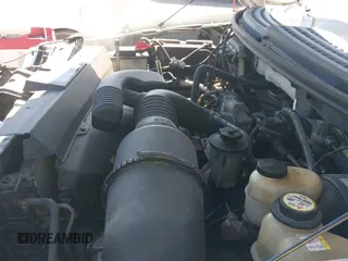 2007 Ford F-150 XL с VIN 1FTRF12W47KC02366, выставлен на аукционе IAAI как лот 42814800 с пробегом 117 250 миль миль и . История ставок и продаж доступна на DreamBid. Изображение 18.