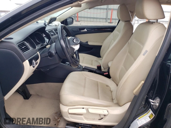 2016 Volkswagen Jetta Sedan 1.8T SEL with VIN 3VWL07AJ0GM341268, listed as a Copart auction lot 41811605 with 90,914 mi miles and Salvage Title. Bid and sale history available at carsss.com. Image 7.