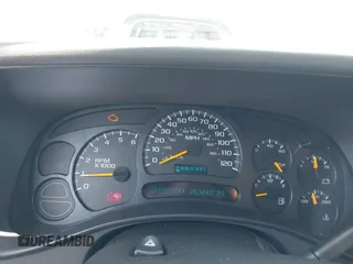 2005 Chevrolet Avalanche LT with VIN 3GNEC12Z35G179854, listed as a IAAI auction lot 42443728 with 263,042 mi miles and . Bid and sale history available at DreamBid. Image 7.