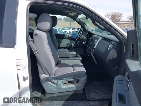 2013 Ford F-150 XL with VIN 1FTFW1EF0DKE89439, listed as a IAAI auction lot 41895497 with 131,567 mi miles. Bid and sale history available at carsss.com. Image 5.