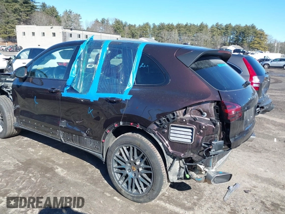 2018 Porsche Cayenne z VIN WP1AA2A2XJKA07829, wystawiony jako IAAI lot #41681207 z przebiegiem Nie podano mil oraz . Historia ofert i sprzedaży dostępna na DreamBid. Obrazek 14.