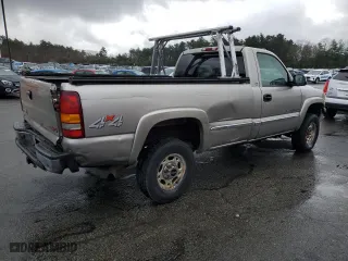 2002 GMC Sierra 2500HD Work Truck with VIN 1GTHK24U22E297784, listed as a Copart auction lot 52238395 with NaN miles and Clean Title. Bid and sale history available at carsss.com. Image 3.