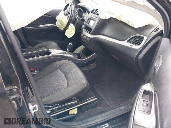 2019 Dodge Journey SE with VIN 3C4PDCBB7KT844691, listed as a IAAI auction lot 41784711 with 107,000 mi miles and . Bid and sale history available at DreamBid. Image 5.
