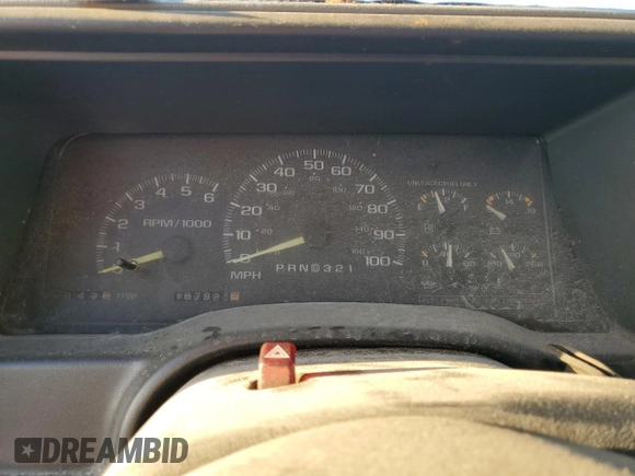 1998 Chevrolet Silverado 1500 with VIN 2GCEC19M8W1262449, listed as a Copart auction lot 82245674 with 167,928 mi miles and Salvage Title. Bid and sale history available at DreamBid. Image 9.