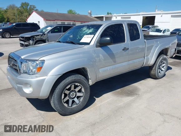 2009 Toyota Tacoma with VIN 5TEUU42N79Z602719, listed as a IAAI auction lot 41750519 with 214,172 mi miles. Bid and sale history available at carsss.com. Image 17.