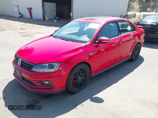 2017 Volkswagen Jetta GLI z VIN 3VW4T7AJ3HM350575, wystawiony jako IAAI lot #42303994 z przebiegiem 168 622 mil mil oraz . Historia ofert i sprzedaży dostępna na DreamBid. Obrazek 2.