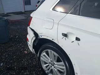 2018 Audi Q5 Premium Plus with VIN WA1BNAFY3J2006324, listed as a IAAI auction lot 41099767 with 52,332 mi miles. Bid and sale history available at carsss.com. Image 18.
