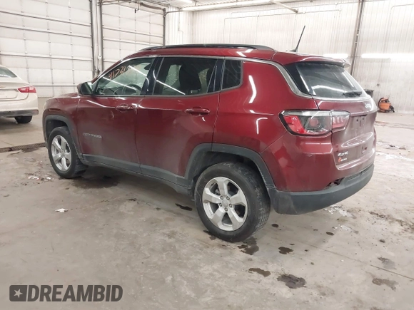 2021 Jeep Compass Altitude z VIN 3C4NJDBB0MT552227, wystawiony jako IAAI lot #41731839 z przebiegiem 34 453 mil mil oraz . Historia ofert i sprzedaży dostępna na DreamBid. Obrazek 3.