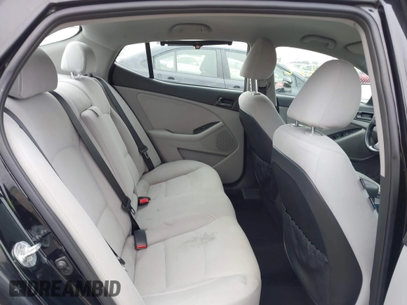 2015 Kia Optima LX with VIN 5XXGM4A7XFG388562, listed as a IAAI auction lot 41937822 with 136,764 mi miles. Bid and sale history available at carsss.com. Image 8.