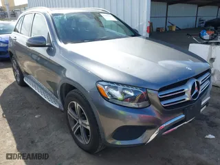 2016 Mercedes-Benz GLC with VIN WDC0G4KB6GF030140, listed as a IAAI auction lot 41681460 with 163,398 mi miles. Bid and sale history available at carsss.com. Image 1.