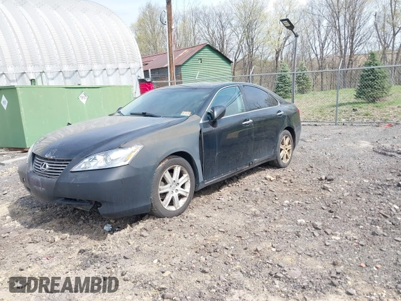 2007 Lexus ES 350 with VIN JTHBJ46G772006697, listed as a IAAI auction lot 42083519 with 153,752 mi miles. Bid and sale history available at carsss.com. Image 2.