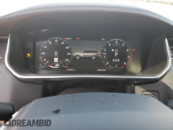 2020 Land Rover Range Rover P525 HSE with VIN SALGS2SE6LA596610, listed as a Copart auction lot 61642135 with 31,829 mi miles and Salvage title. Bid and sale history available at DreamBid. Image 9.