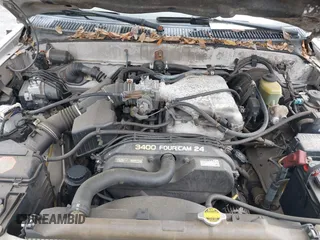 1999 Toyota 4Runner SR5 z VIN JT3GN86RXX0122884, wystawiony jako IAAI lot #42475427 z przebiegiem 143 853 mil mil oraz . Historia ofert i sprzedaży dostępna na DreamBid. Obrazek 10.
