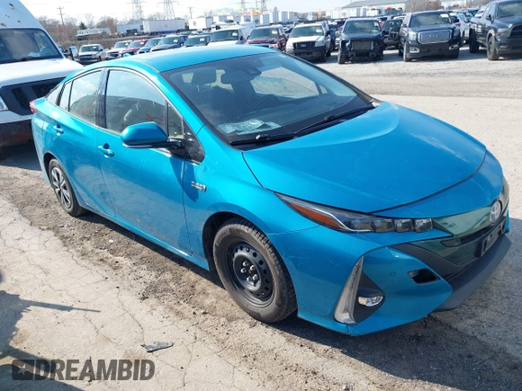 2017 Toyota Prius Plus with VIN JTDKARFP4H3062901, listed as a IAAI auction lot 42007458 with 89,893 mi miles and . Bid and sale history available at DreamBid. Image 1.