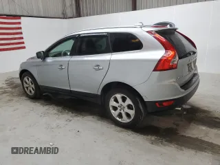 2013 Volvo XC60 3.2L with VIN YV4952DL4D2383652, listed as a Copart auction lot 54122265 with 133,516 mi miles and Clean title. Bid and sale history available at DreamBid. Image 2.