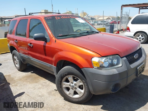 2006 Ford Escape XLT z VIN 1FMCU93126KD09603, wystawiony jako IAAI lot #42401991 z przebiegiem 124 167 mil mil oraz . Historia ofert i sprzedaży dostępna na DreamBid. Obrazek 1.