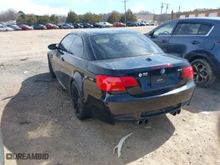 2011 BMW M3 with VIN WBSDX9C56BE584976, listed as a IAAI auction lot 41681770 with 110,422 mi miles. Bid and sale history available at carsss.com. Image 3.