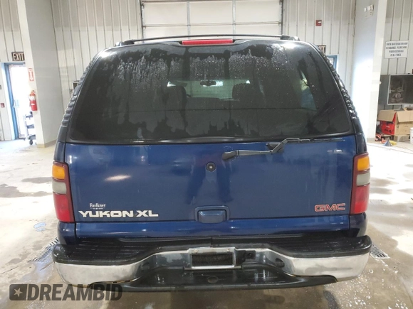 2002 GMC Yukon XL SLT with VIN 1GKFK16Z22J161547, listed as a Copart auction lot 84436844 with 330,971 mi miles and Salvage Title. Bid and sale history available at carsss.com. Image 6.