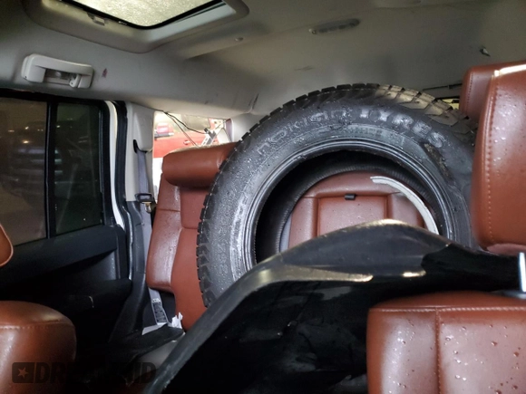 2008 Jeep Commander Limited с VIN 1J8HG58N48C236729, выставлен на аукционе Copart как лот 86342984 с пробегом Не указан миль и Списание • Salvage title. История ставок и продаж доступна на DreamBid. Изображение 10.