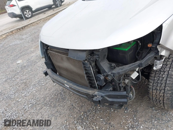 2015 Kia Sorento LX with VIN 5XYKTDA64FG612232, listed as a IAAI auction lot 41894549 with 145,748 mi miles. Bid and sale history available at carsss.com. Image 6.