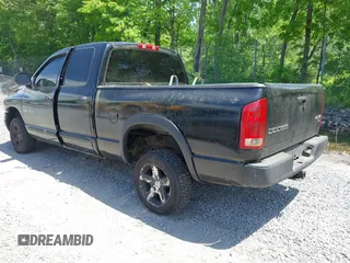 2003 Dodge 1500 SLT z VIN 1D7HU18N93J565767, wystawiony jako IAAI lot #42366236 z przebiegiem 182 372 mil mil oraz . Historia ofert i sprzedaży dostępna na DreamBid. Obrazek 3.