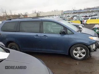 2015 Toyota Sienna LE AAS with VIN 5TDKK3DC6FS624643, listed as a IAAI auction lot 41919475 with Not Provided miles and . Bid and sale history available at DreamBid. Image 13.