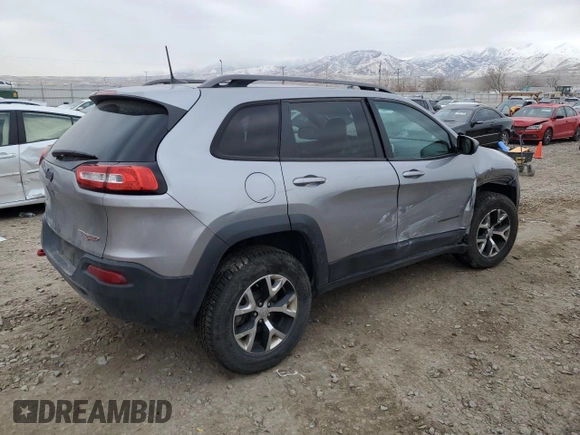 2017 Jeep Cherokee Trailhawk L Plus z VIN 1C4PJMBB6HW519113, wystawiony jako Copart lot #88548615 z przebiegiem 80 881 mil mil oraz Szkoda całkowita • Salvage title. Historia ofert i sprzedaży dostępna na DreamBid. Obrazek 3.