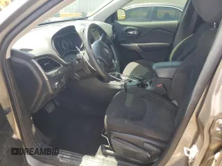 2019 Jeep Cherokee Latitude with VIN 1C4PJMCX4KD107222, listed as a Copart auction lot 61497275 with 156,805 mi miles and Salvage title. Bid and sale history available at DreamBid. Image 7.