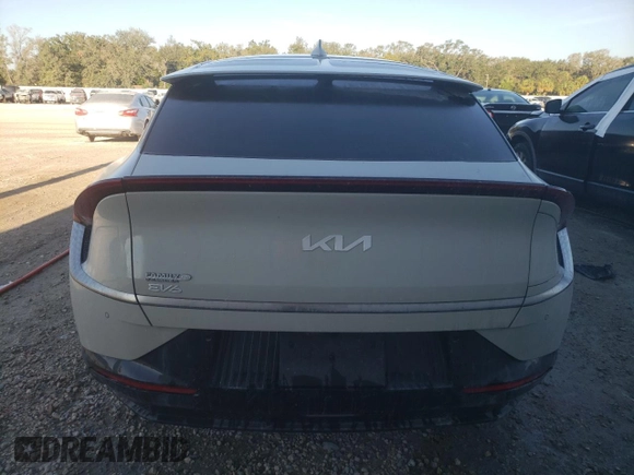 2022 Kia EV6 Wind with VIN KNDC34LA1N5043806, listed as a Copart auction lot 76189824 with 12,709 mi miles and Salvage Title. Bid and sale history available at carsss.com. Image 6.