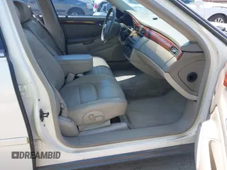 2004 Cadillac DeVille z VIN 1G6KD54Y04U156194, wystawiony jako IAAI lot #42143148 z przebiegiem 141 938 mil mil oraz . Historia ofert i sprzedaży dostępna na DreamBid. Obrazek 5.