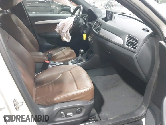 2017 Audi Q3 Premium z VIN WA1ECCFS0HR009385, wystawiony jako IAAI lot #42042437 z przebiegiem 110 341 mil mil oraz . Historia ofert i sprzedaży dostępna na DreamBid. Obrazek 5.
