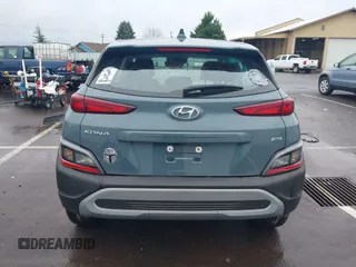 2022 Hyundai Kona SE with VIN KM8K2CAB3NU839432, listed as a IAAI auction lot 41772947 with 32,353 mi miles. Bid and sale history available at carsss.com. Image 17.