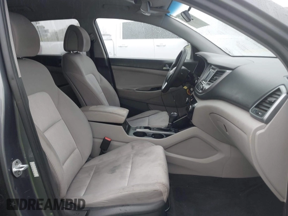 2016 Hyundai Tucson SE z VIN KM8J23A46GU159072, wystawiony jako IAAI lot #41915407 z przebiegiem 161 732 mil mil oraz . Historia ofert i sprzedaży dostępna na DreamBid. Obrazek 5.