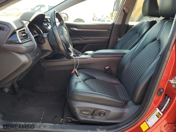 2020 Toyota Camry SE with VIN 4T1G11AK8LU336117, listed as a Copart auction lot 51085195 with 61,528 mi miles and Salvage Title. Bid and sale history available at carsss.com. Image 7.