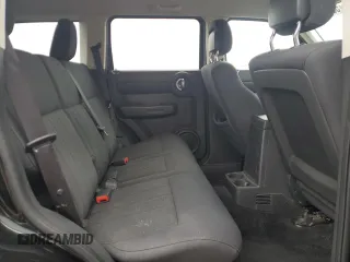 2011 Dodge Nitro Heat with VIN 1D4PT4GK7BW597557, listed as a Copart auction lot 58973335 with 180,958 mi miles and Salvage title. Bid and sale history available at DreamBid. Image 10.