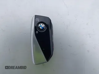 2025 BMW X7 xDrive40i z VIN 5UX23EM06S9X93597, wystawiony jako IAAI lot #42182551 z przebiegiem 6933 mil mil oraz . Historia ofert i sprzedaży dostępna na DreamBid. Obrazek 11.