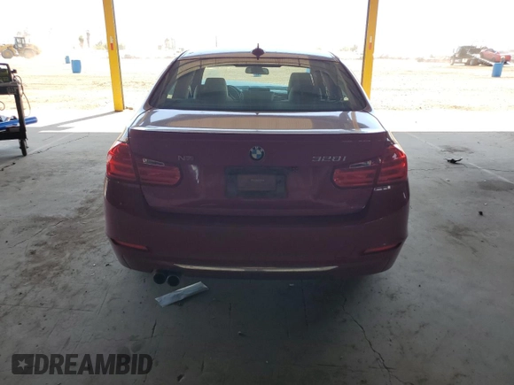 2015 BMW 3 Series 328i z VIN WBA3C1C51FK118201, wystawiony jako Copart lot #56238705 z przebiegiem 90 416 mil mil oraz Szkoda całkowita • Salvage title. Historia ofert i sprzedaży dostępna na DreamBid. Obrazek 6.