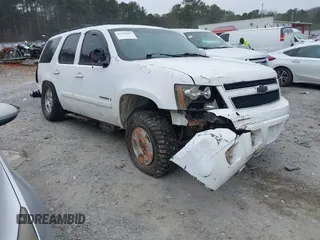 2008 Chevrolet Tahoe LTZ with VIN 1GNFK130X8R117959, listed as a IAAI auction lot 41335107 with 354,000 mi miles and . Bid and sale history available at DreamBid. Image 1.
