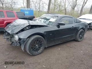2014 Ford Mustang V6 with VIN 1ZVBP8AM0E5279980, listed as a IAAI auction lot 41943672 with 161,987 mi miles. Bid and sale history available at carsss.com. Image 2.