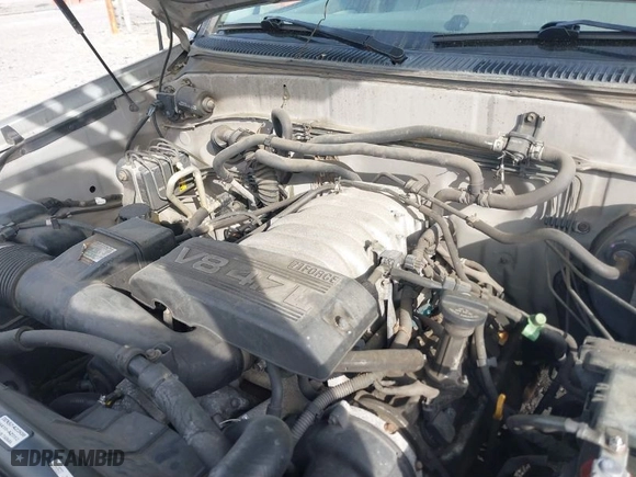 2004 Toyota Sequoia SR5 with VIN 5TDZT34A14S235027, listed as a IAAI auction lot 41853637 with 339,948 mi miles. Bid and sale history available at carsss.com. Image 10.