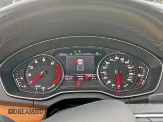 2021 Audi Q5 Premium z VIN WA1AAAFY8M2003513, wystawiony jako Copart lot #59569575 z przebiegiem 87 242 mil mil oraz Czysty tytuł • Clean title. Historia ofert i sprzedaży dostępna na DreamBid. Obrazek 8.