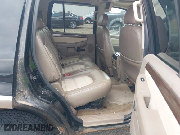 2003 Ford Explorer Eddie Bauer с VIN 1FMDU74K03ZB52737, выставлен на аукционе IAAI как лот 42682725 с пробегом 148 758 миль миль и . История ставок и продаж доступна на DreamBid. Изображение 8.
