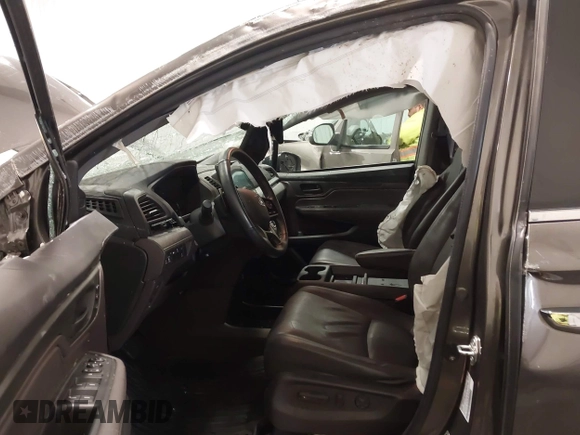 2019 Honda Odyssey EX-L with VIN 5FNRL6H73KB135075, listed as a IAAI auction lot 41908515 with 61,426 mi miles. Bid and sale history available at carsss.com. Image 5.