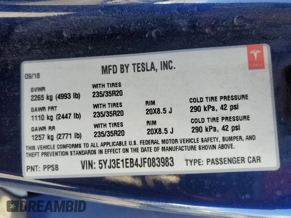2018 Tesla Model 3 Long Range Battery z VIN 5YJ3E1EB4JF083983, wystawiony jako Copart lot #45250445 z przebiegiem 61 042 mil mil oraz Szkoda całkowita • Salvage title. Historia ofert i sprzedaży dostępna na DreamBid. Obrazek 12.