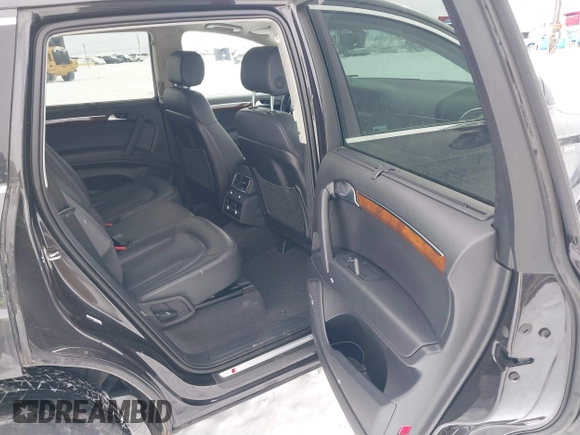 2014 Audi Q7 S line Prestige with VIN WA1DGAFE7ED003414, listed as a IAAI auction lot 41425048 with 91,664 mi miles and . Bid and sale history available at DreamBid. Image 8.