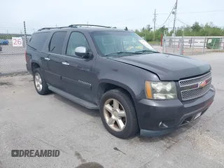 2011 Chevrolet Suburban LT with VIN 1GNSCJE03BR255374, listed as a IAAI auction lot 41909327 with 279,698 mi miles. Bid and sale history available at carsss.com. Image 1.